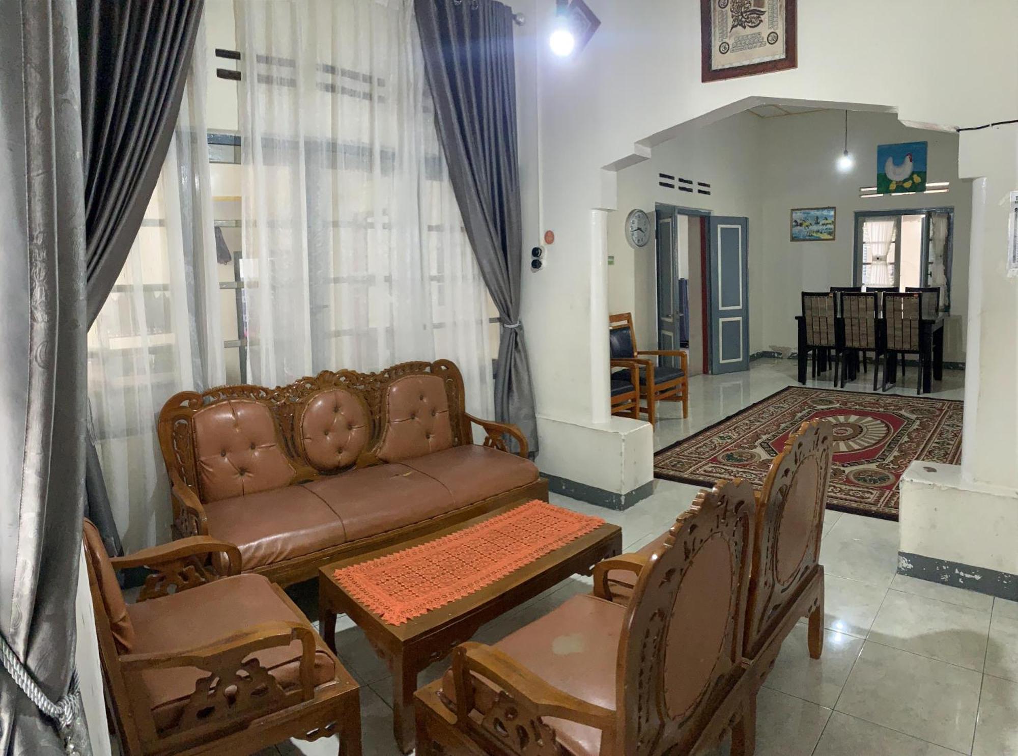 Bukittinggi Homestay Extérieur photo